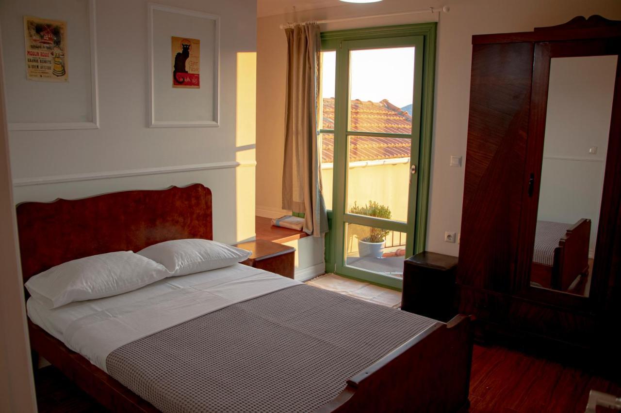 Theothea Suites Кавала Екстериор снимка