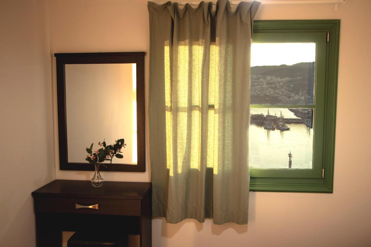 Theothea Suites Кавала Екстериор снимка