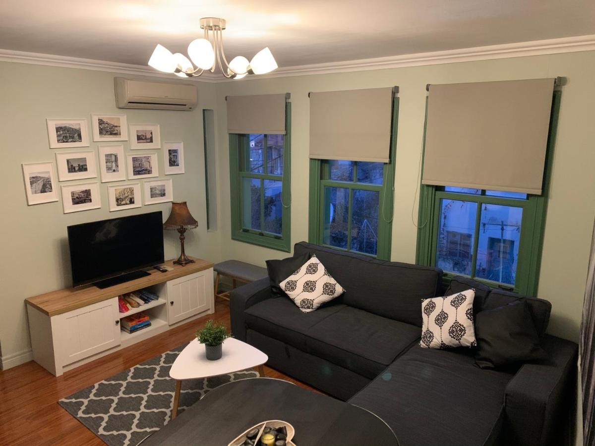 Theothea Suites Кавала Екстериор снимка