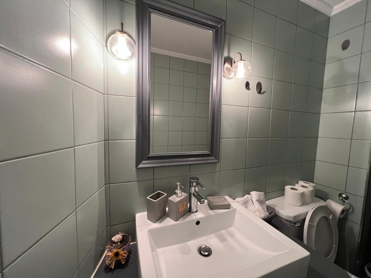 Theothea Suites Кавала Екстериор снимка