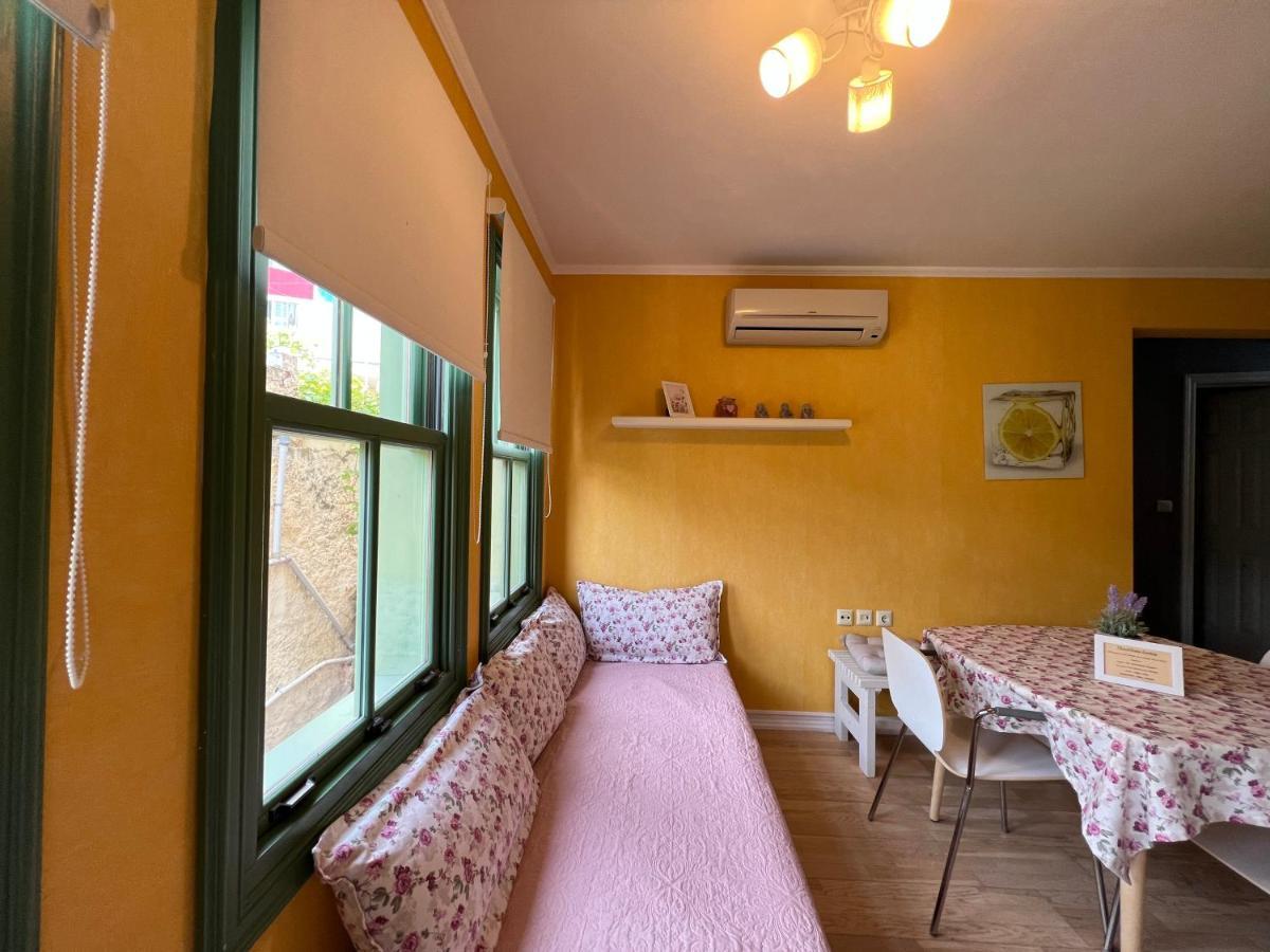 Theothea Suites Кавала Екстериор снимка